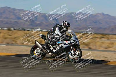 media/Dec-15-2023-Apex Assassins (Fri) [[91f19fb1c7]]/Trackday 2/Session 3 (Turns 16 and 17 Exit Speed)/